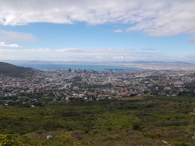 Kapstadt von der lower cable station am Table Mountain