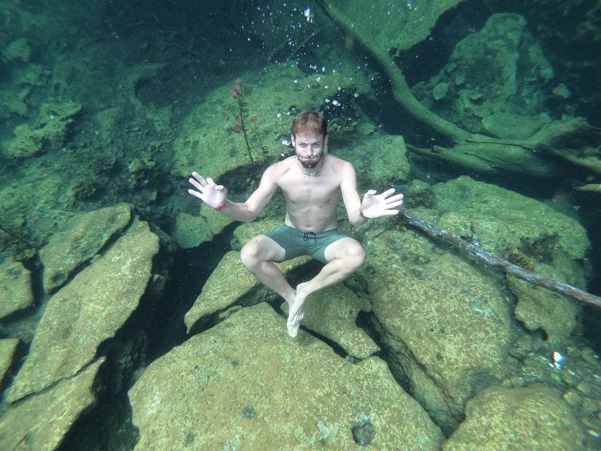 Underwater photo shoot :D