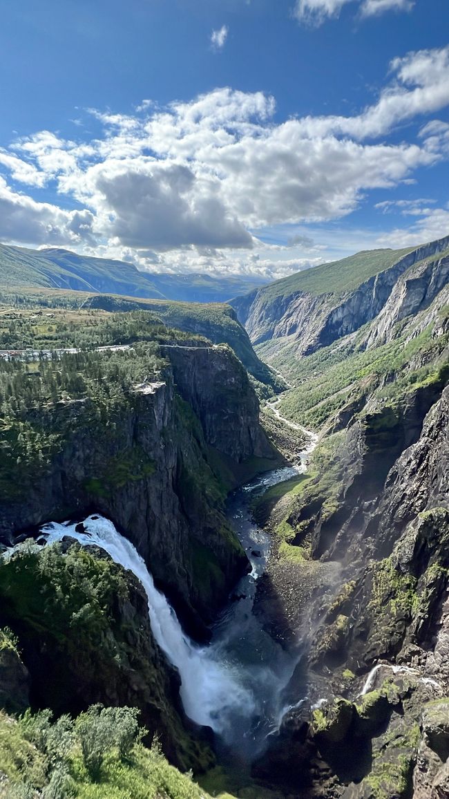 Beautiful waterfalls in Norway 😍💦