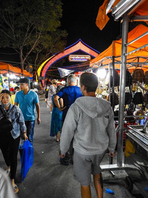 Am Night-Market