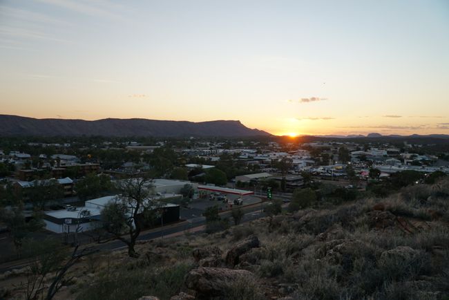 Alice Springs: Why half an hour ...?