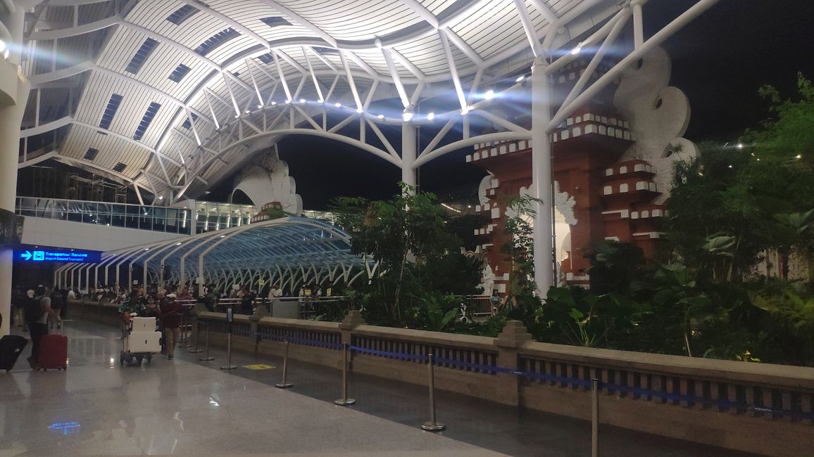 Der Flughafen in Denpasar ist mittlerweile Hightech