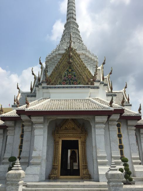 Pillar Shrine Bangkok 