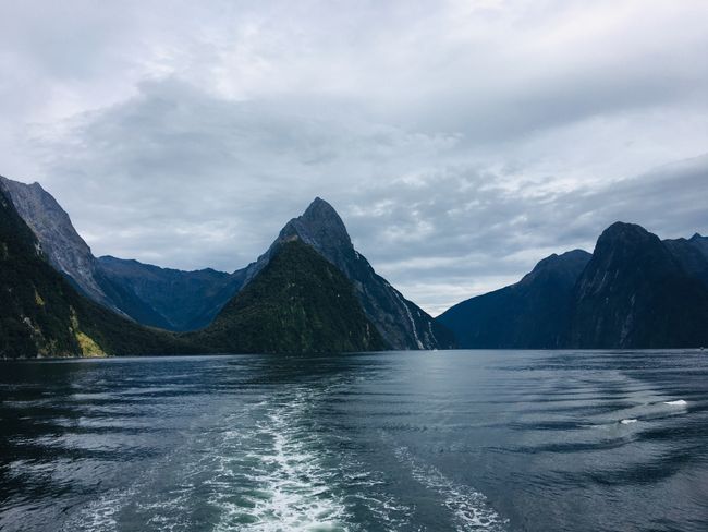 11&12|02|19, Milford Sound, the eighth wonder of the world?