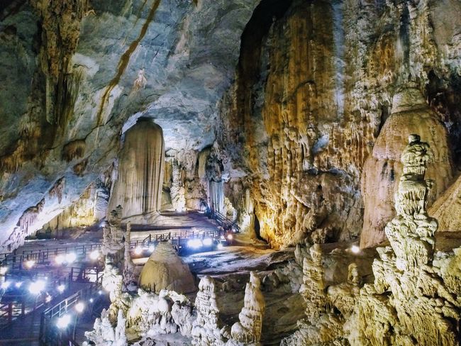Paradies Höhle in Phong-Nha