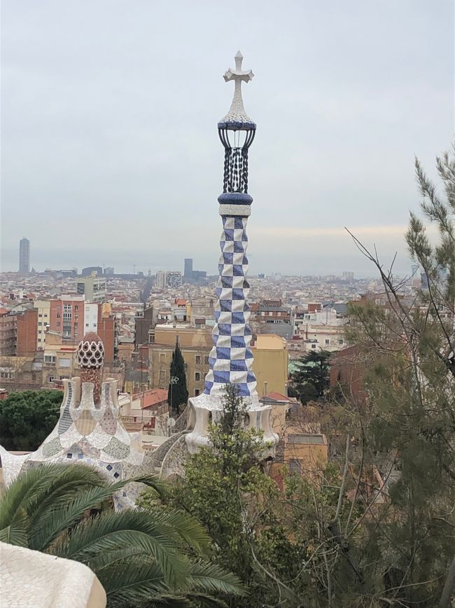 Der Turm des zweiten Eingangshauses