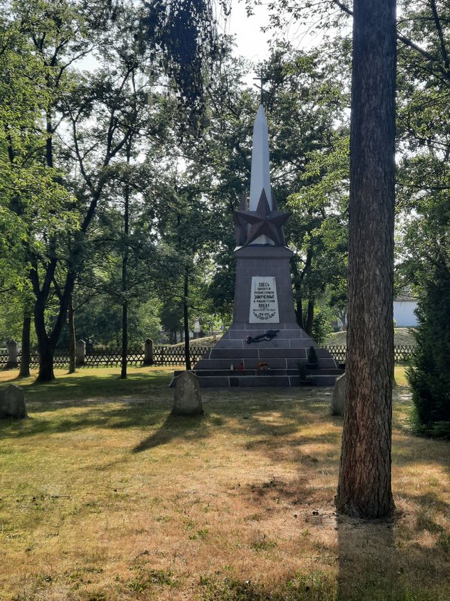  Ehrenfriedhof sowjetischer Kriegstoter Stukenbrock-Senne