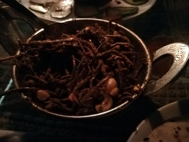 Rajasthani speciality: Kher Sangri (desert beans), Mmmmh