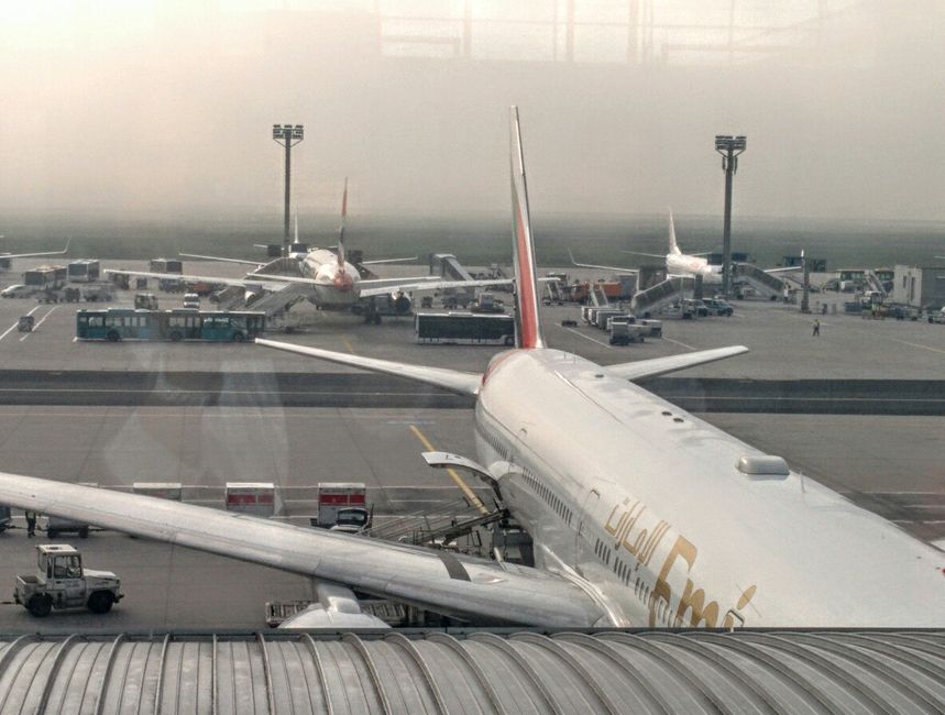 Tag 1 (2015) With Emirates to Dubai
