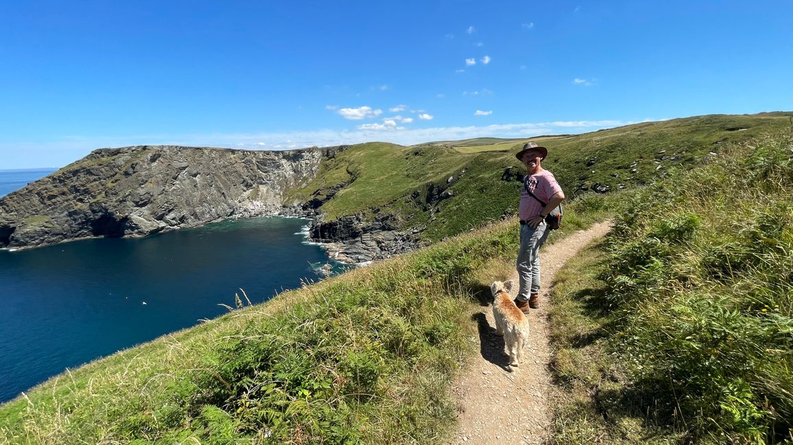 Hike over Barras Nose to Tintagel