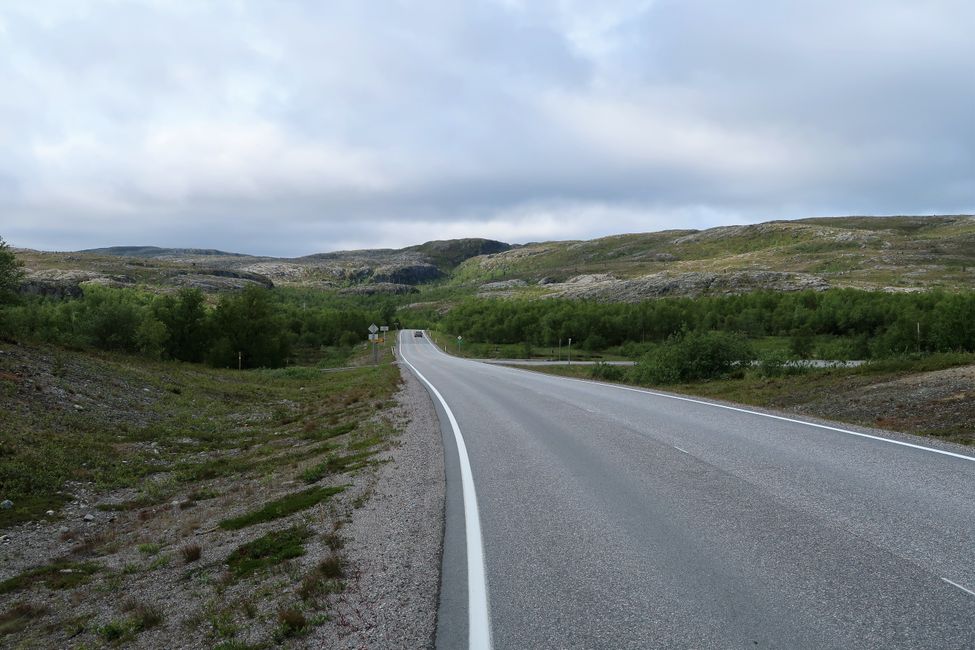 The landscape around Kirkenes conveys solitude...