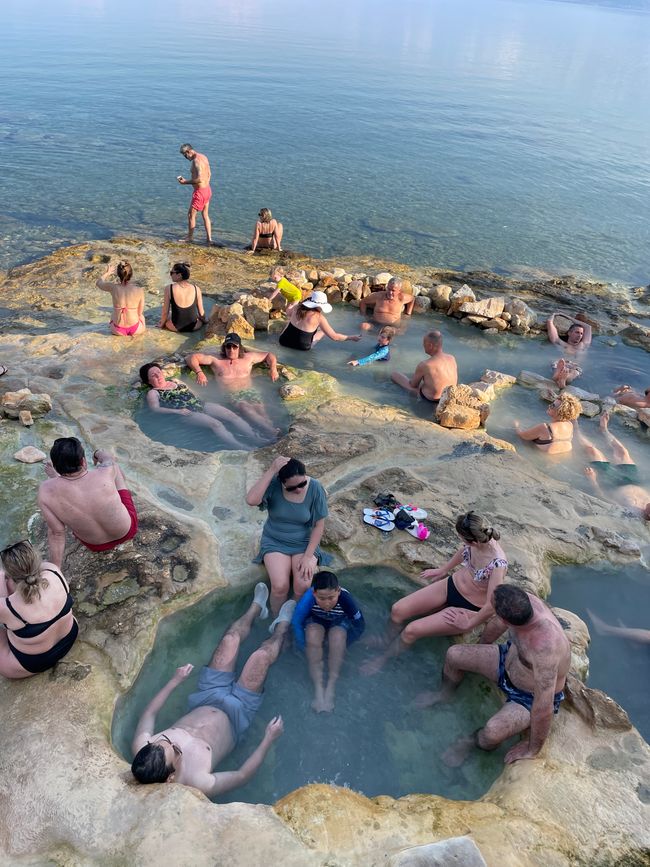 Lively activity in the thermal springs in Loutra Edipsou