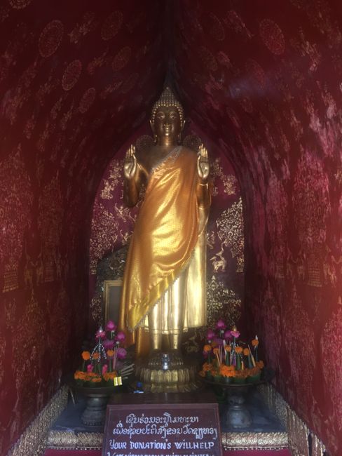 Buddhafigur im Tempel