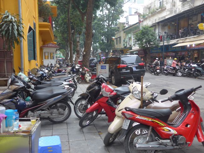 Einreise mit Hindernissen und Food Tour (Vietnam Teil 1)