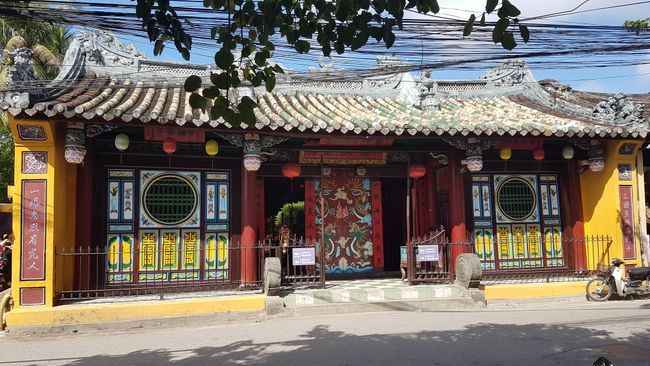 The Quan Cong Temple. 