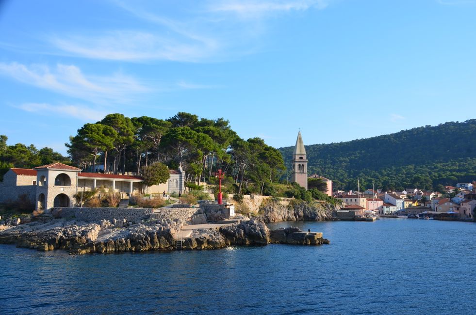 Dari pulau ke pulau melalui Laut Adriatik