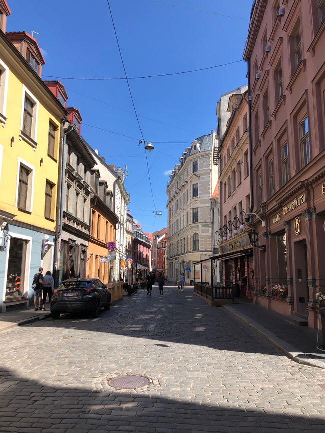 City hiking in Riga