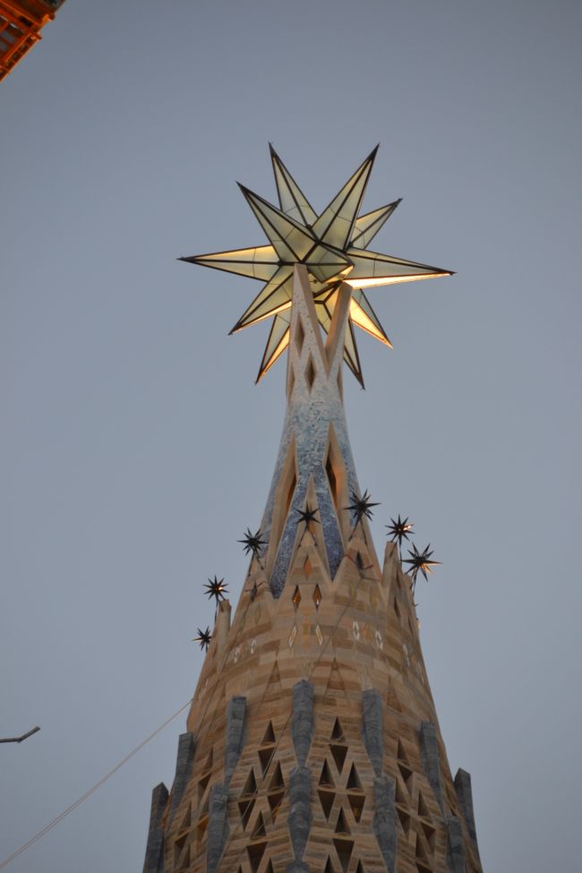 der Stern des Turms für Maria 