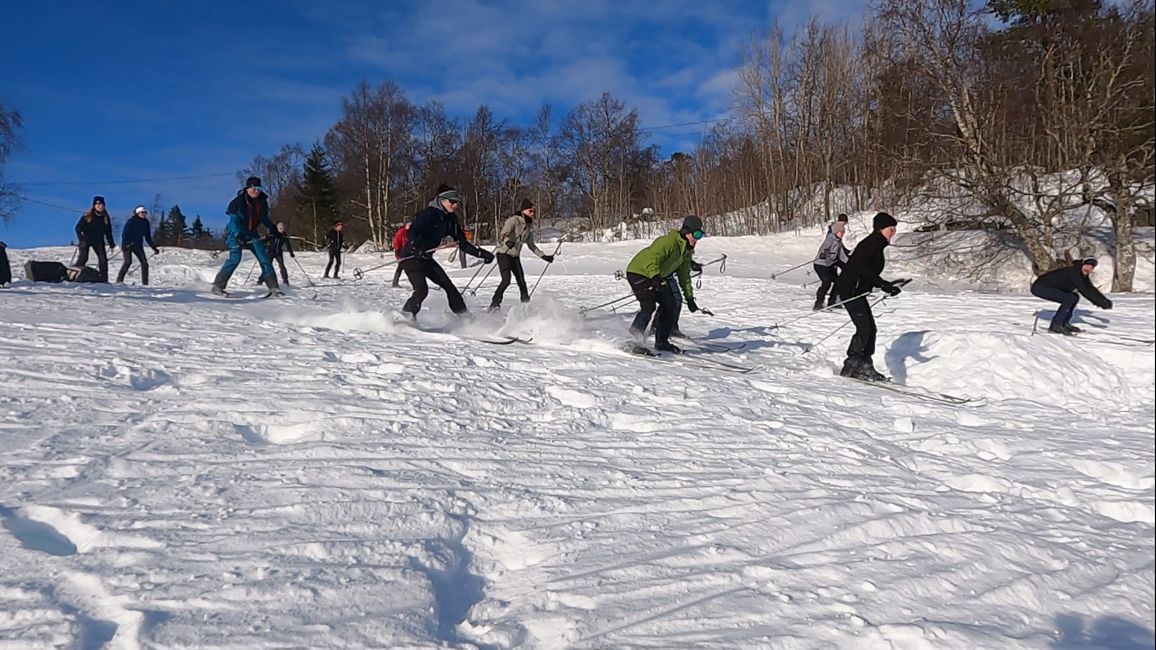 Basic Course in Mountain Cross Country Skiing