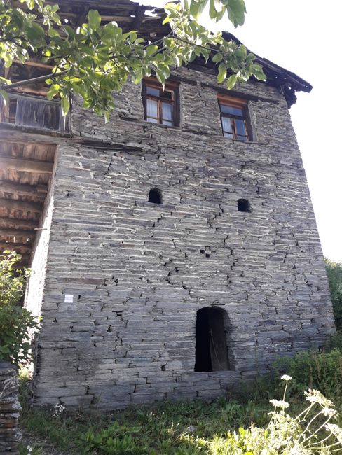 Haus aus Wehrturm