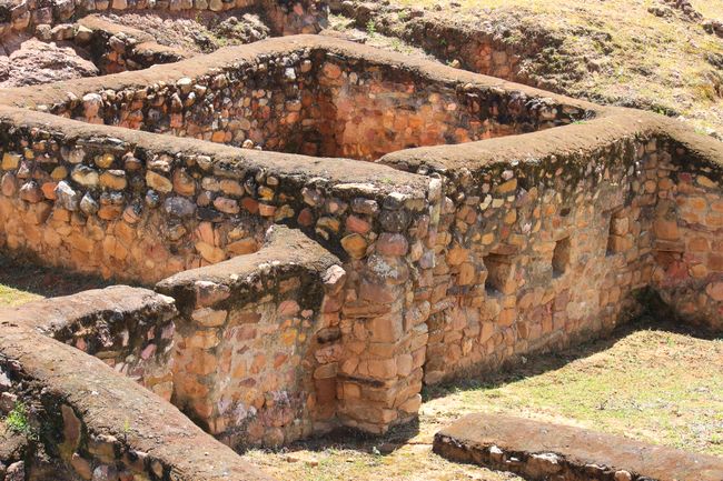 El Fuerte: some ruins of the Incas and Spaniards