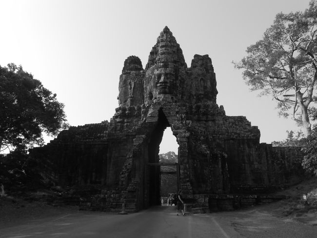 Das Suedtor von Angkor Thom