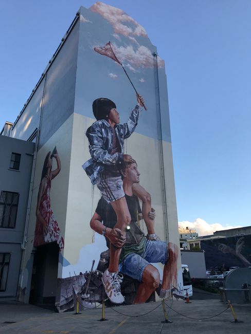 In ganz Dunedin sind tolle Wandmalereien zu finden
