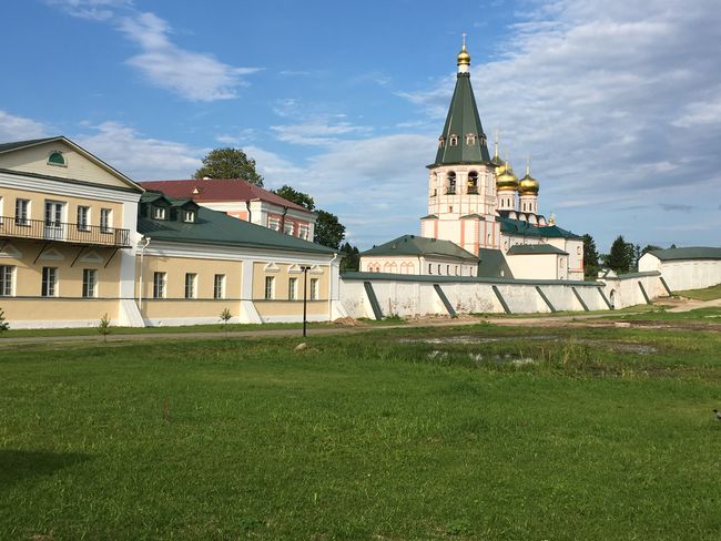 Das Kloster Iswerki...