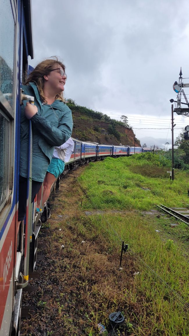 Mit dem Zug quer durch Sri Lanka