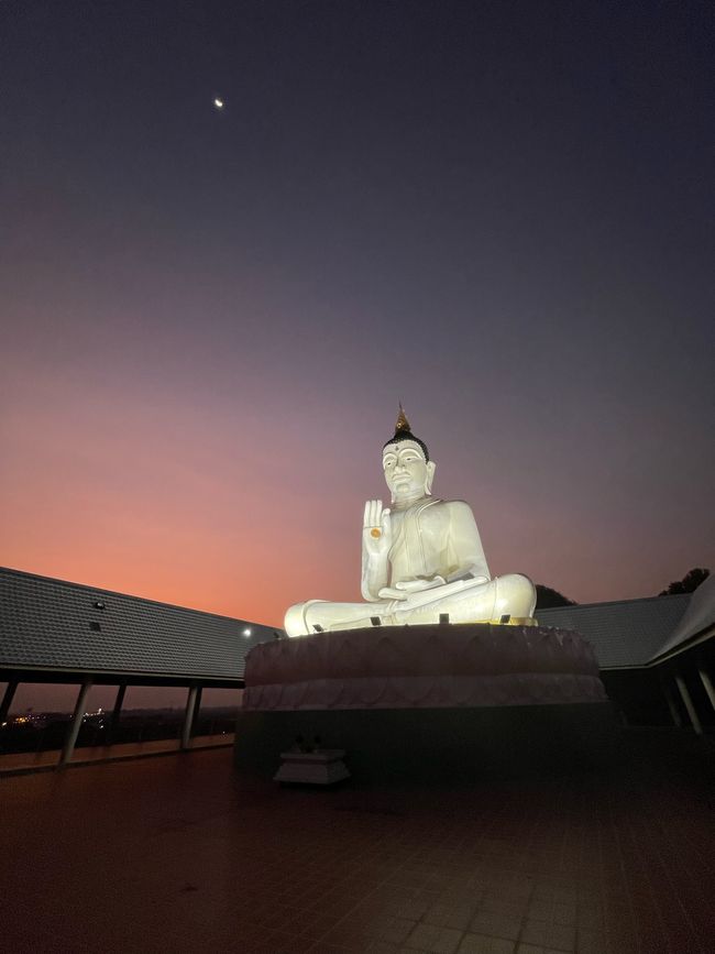 Big sitting Buddha ;)