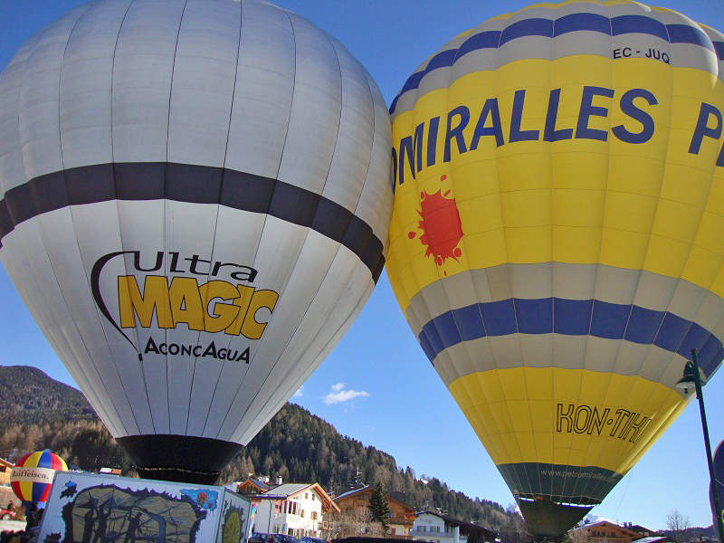 Hot air balloons in Toblach at the balloon festival