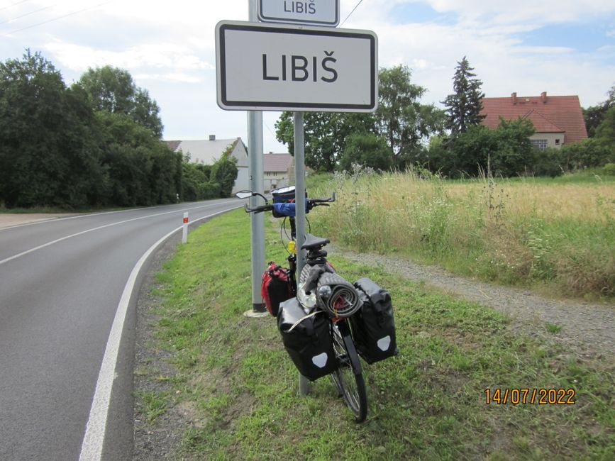 Ortseingang zum Dorf Libis