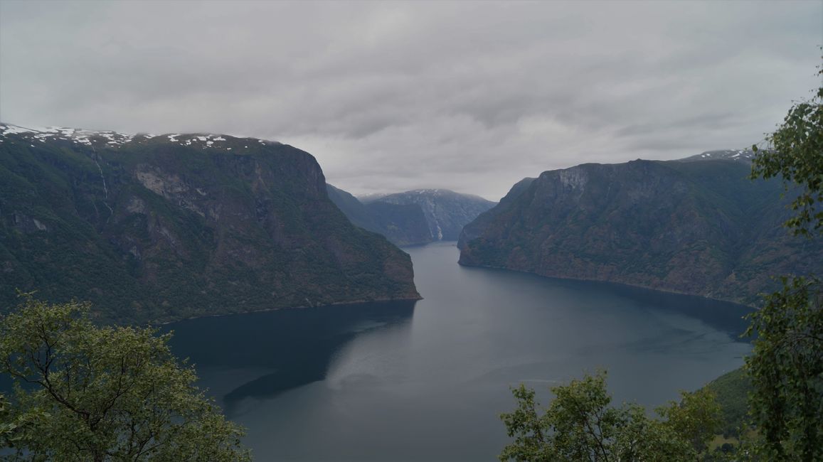 Aurlandsfjorden - beinahe die Aussicht von Stegasteinen