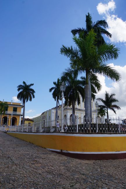 The beautiful colonial city in Cuba - Trinidad!
