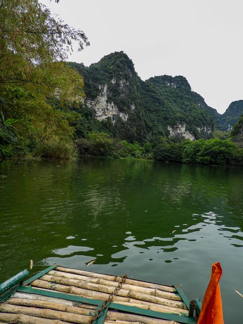 Tag 199 - River trip 'Trang An' and further south @ Hoang Thanh
