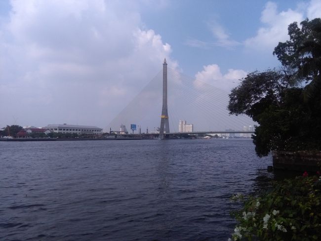 Rama VIII. Brücke