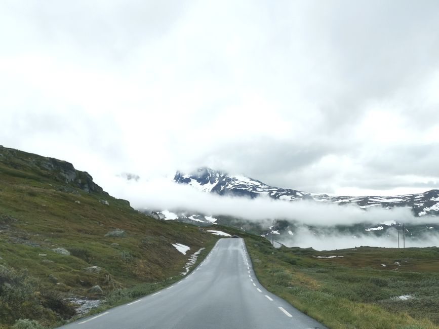 Scenic route to Sognefjord