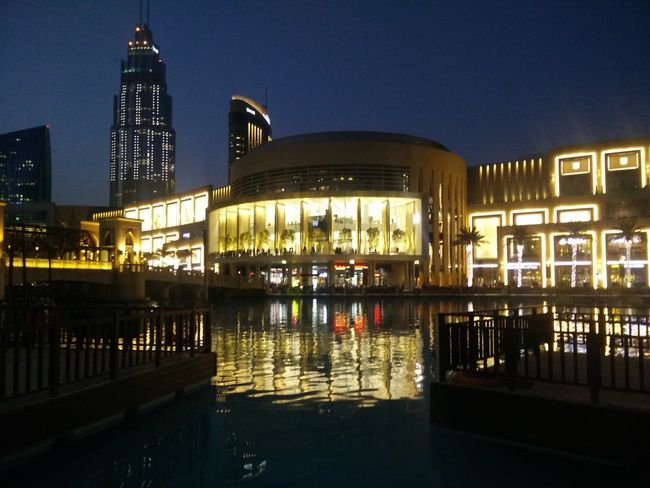 Dubai Mall in the evening