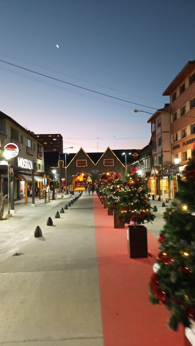 Downtown Bariloche (Christmas Vibes)