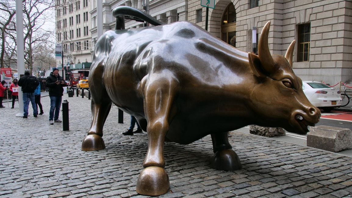 Wall Street - Charging Bull