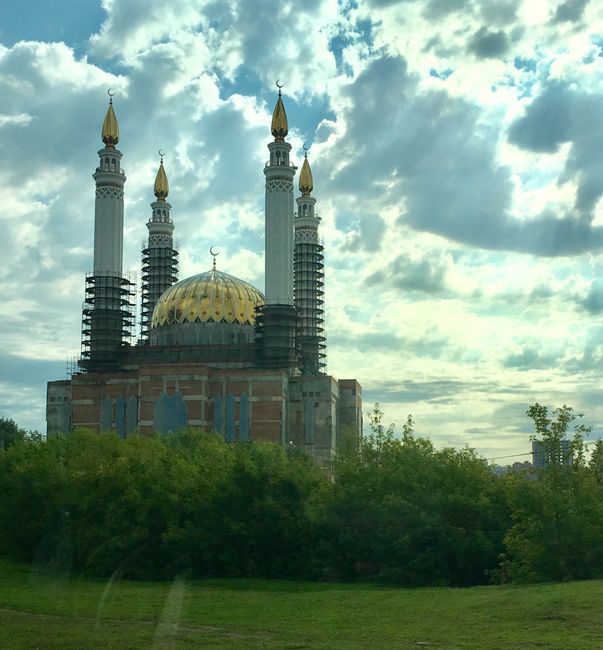 A mosque in Ufa. 40% of the population is Muslim.