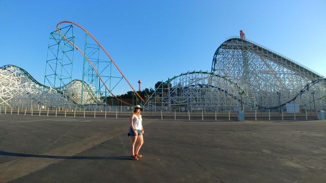 Los Angeles and Six Flags Magic Mountain