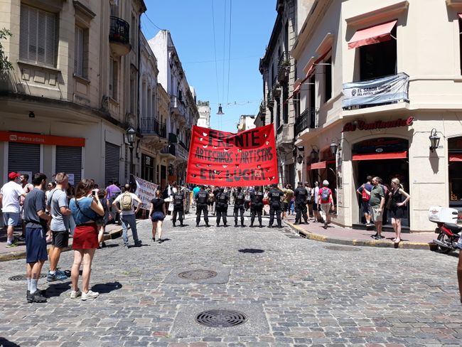 Proteste in der Calle Defensa