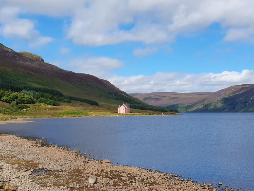 The pink house at Loch Glass