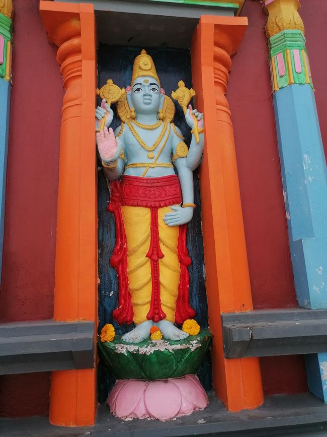 A deity statue in the temple