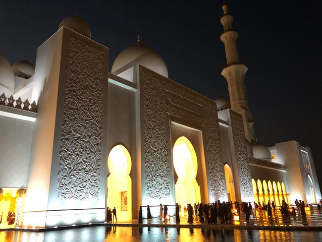 Day 7 - Emirates Palace / Sheikh Zayed Mosque