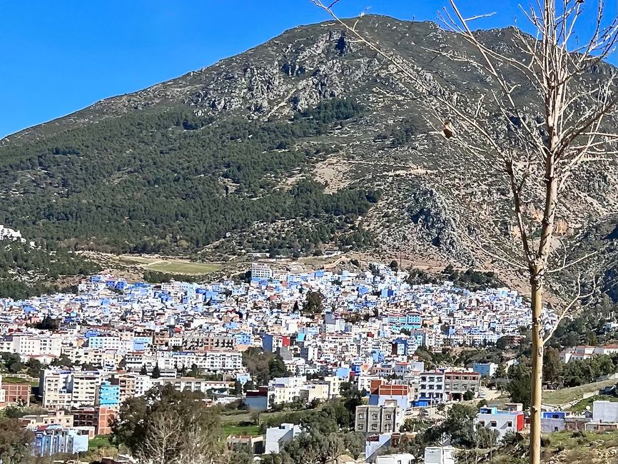 View of Chefchaouen on the approach. (Photo: Birgit)