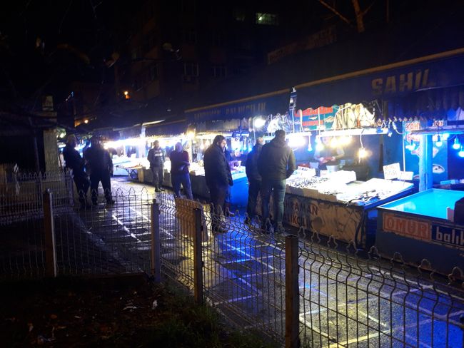 Fischmarkt am Abend