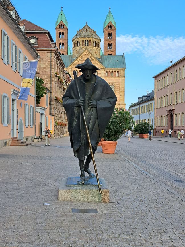 Pilgerdenkmal in Speyer vor dem Dom