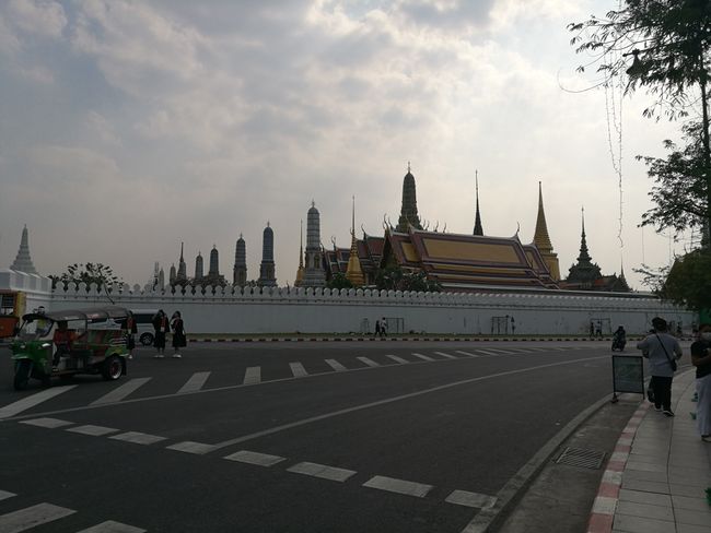 Wat Pho Tempel von außen 
